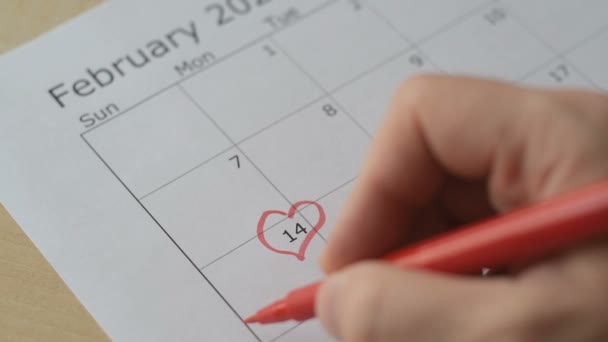 Febrero Día San Valentín Fecha Rodeada Marcador Color Rojo Calendario — Vídeo de stock