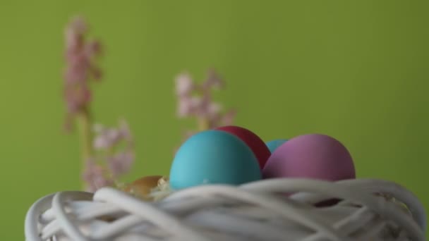 Colourful Easter Eggs Pink Golden Green Colour Lie Straw Spinning — Stock Video