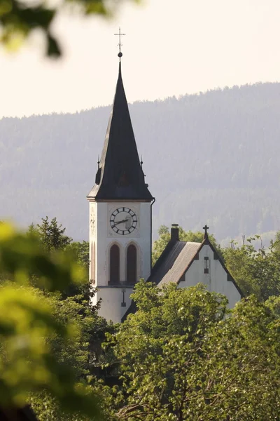 Dağlardaki Kilise — Stok fotoğraf