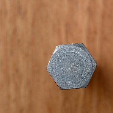 Ahşap üzerine cıvata