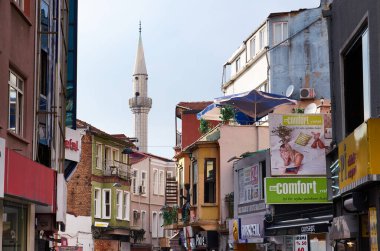İstanbul, Türkiye - 05 Ekim 2015: İstanbul 'un Kadiköy ilçesinde sokak