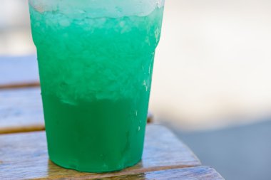 nar şurubu nane içki