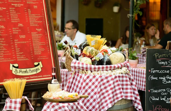 Eten in Rome — Stockfoto