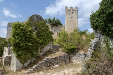 Dvigrad, ortaçağdan kalma şehir merkezi Istria, Hırvatistan.