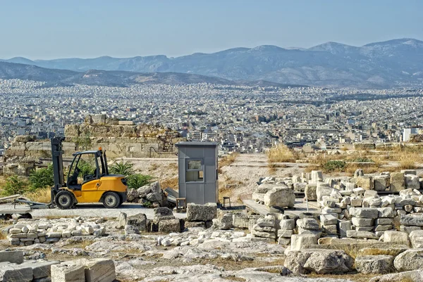 Auto-Lader auf der Akropolis — Stockfoto