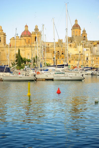 Gün batımında Senglea harbor — Stok fotoğraf