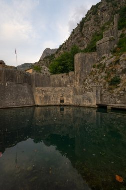 Güney kapısı, Kotor