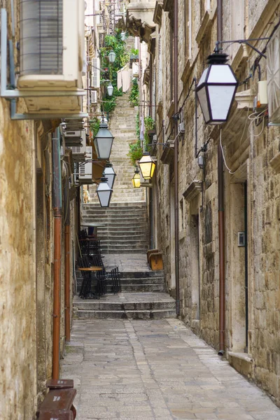 Alley in Dubrovnik — Stockfoto