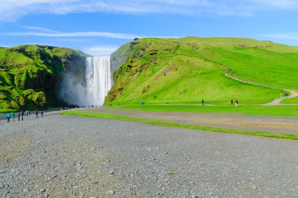 Cachoeira Skogafoss, no sul da Islândia — Fotografia de Stock