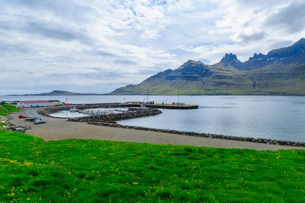 O porto de Stodvarfjordur — Fotografia de Stock