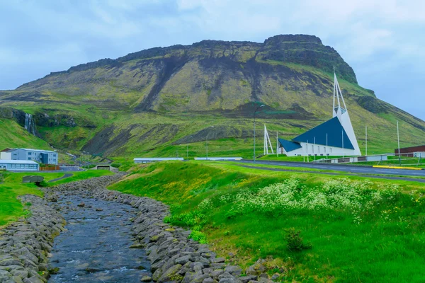 La iglesia de Olafsvik — Foto de Stock