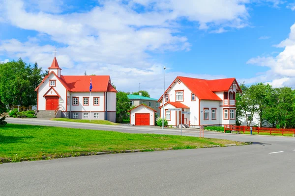 Церковь Святого Петра в Акурейри — стоковое фото