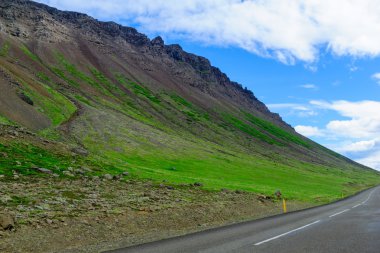 Kıyı şeridi ve Batı fjords peyzaj