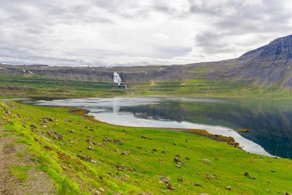 Dynjandi vízesések, a nyugati fjordok — Stock Fotó