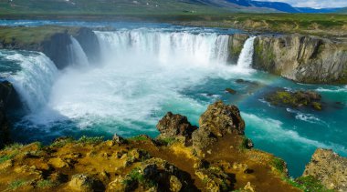 Godafoss şelale manzarası