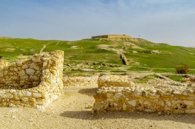 Kenan Kalıntıları ve Demir Çağı Yahudi Krallığı Kalesi, Tel Arad Ulusal Parkı, Güney İsrail