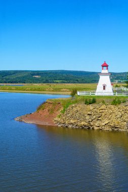 Hopewell Hill, New Brunswick, Kanada 'daki Anderson Hollow Deniz Feneri manzarası