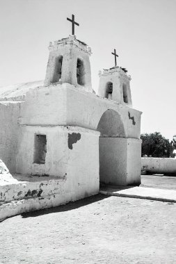 Kuzey Şili, Calama yakınlarındaki Iglesia de San Francisco (Chiu Chiu) kilisesi manzarası