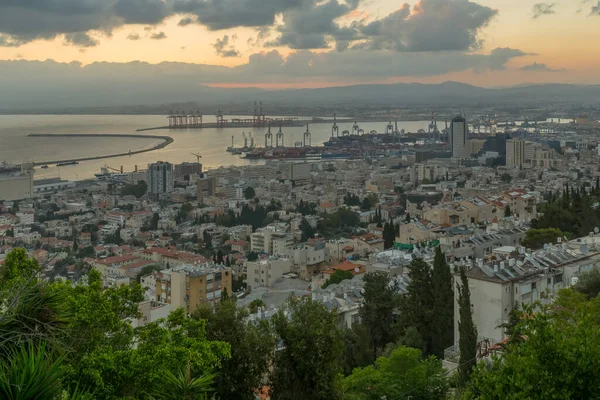 Zonsopgang Uitzicht Het Centrum Van Haifa Met Haven Noord Israël — Stockfoto