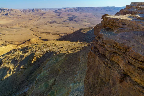 View Cliff Edge Makhtesh Crater Ramon Negev Desert Southern Israel — Stock Photo, Image
