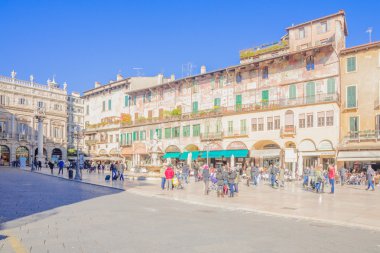 Piazza Delle Erbe, Verona