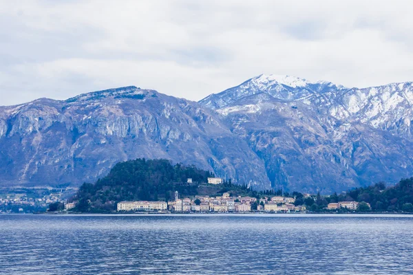 Jezero Como a obec Bellagio — Stock fotografie
