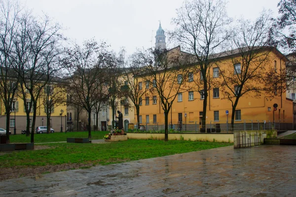 Piazza Salvo D 'Aquisto, Parma — Foto de Stock