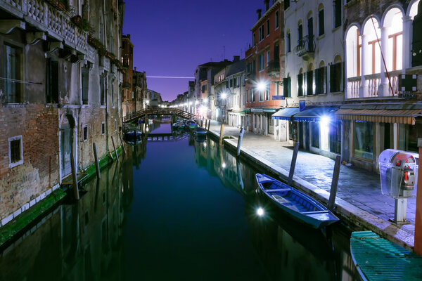 Canals and boats in Cannaregio, Venice