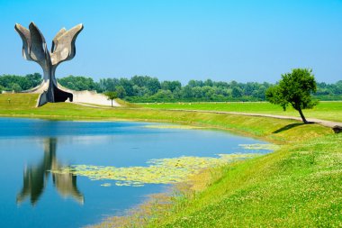 Jasenovac İkinci Dünya Savaşı Anıtı