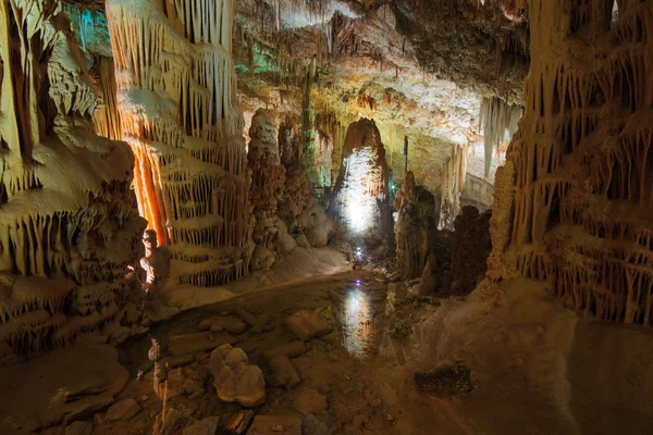 Grotte des stalactites Avshalom — Photo