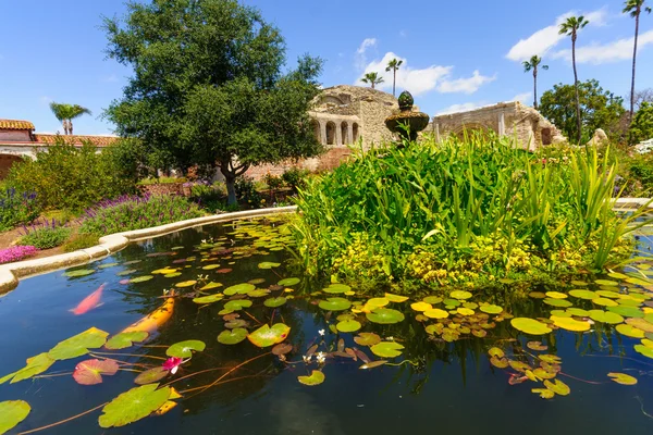 Giardino a San Juan Capistrano — Foto Stock