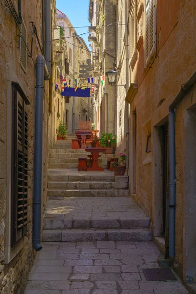 Alley in Korcula, Kroatië — Stockfoto