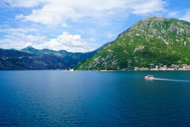 Kotor Koyu'nun Adaları ile