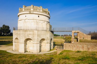 Mausoleo di Teodorico, Ravenna