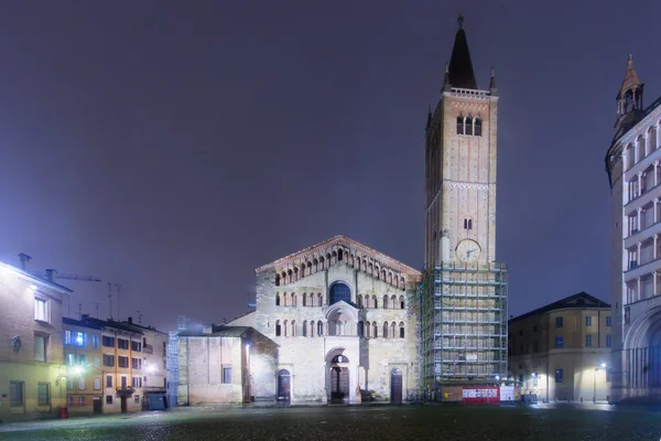 Katedralen och dopkapellet, Parma — Stockfoto