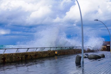 Kış sahne, Tel-Aviv bağlantı noktası