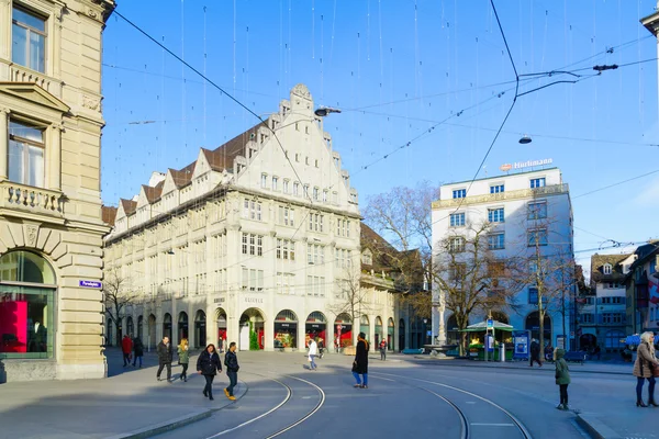 Piazza Paradeplatz (Parade), a Zurigo — Foto Stock
