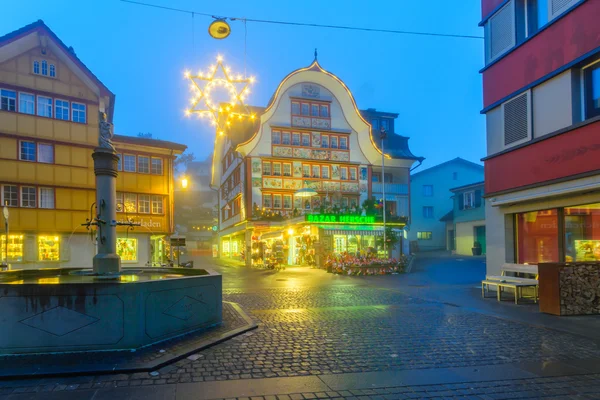Casas pintadas em Appenzell — Fotografia de Stock