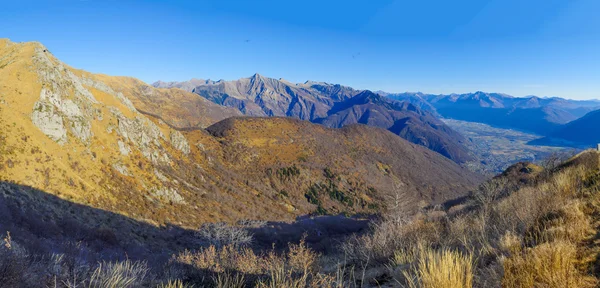 Cardada-Cimetta paesaggio montuoso — Foto Stock