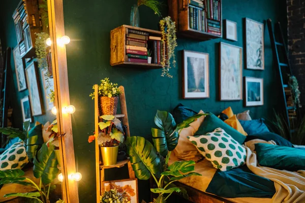 Modern Interior Design Loft Style Using Green Color — Stock Photo, Image