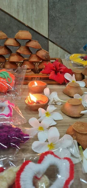 Bayram için renkli Noel süslemeleri