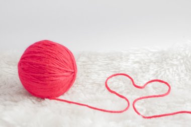 Kalp şeklinde iplik rulo