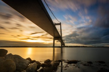 Danimarka 'da Jutland ve Fyn' i birbirine bağlayan küçük kemer köprüsü