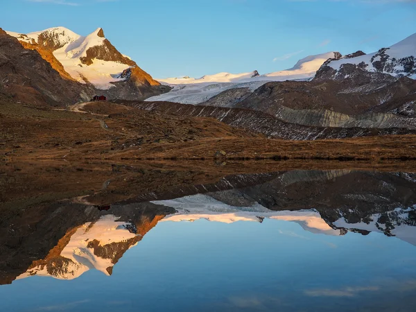 Albergue alpino Fluhalp — Foto de Stock