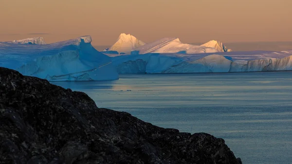 Icebergs de formes inhabituelles — Photo