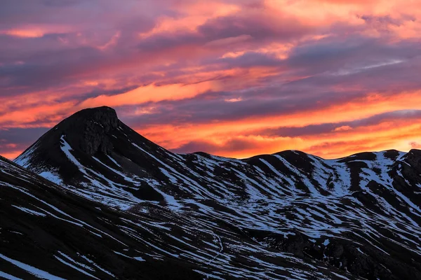 Fin d'après-midi dans les Alpes suisses — Photo