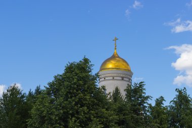 Rus kilise kubbe mavi gökyüzü