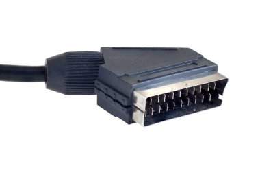 Kırpma yolu, beyaz arka plan üzerinde izole Scart kablosu