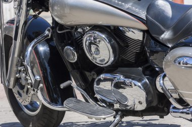 Motosiklet, metal ve krom motor parçaları