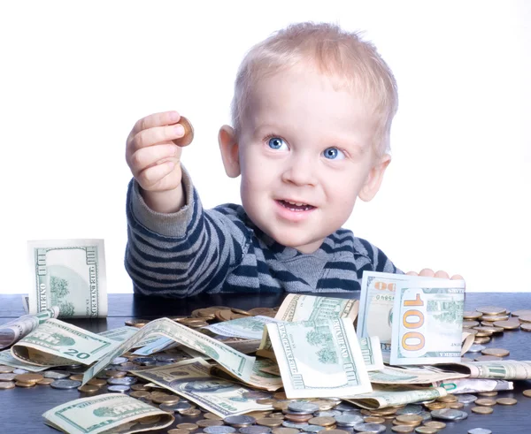 Porträt eines kleinen Jungen mit Geld — Stockfoto
